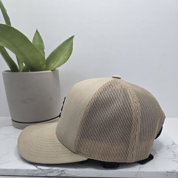 Lumino | black embroidered logo tan cream sporty trucker hat | unisex - Picture 4 of 9
